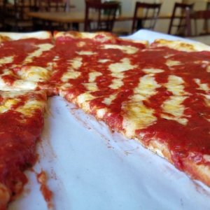 Franzones Pizza in Bridgeport, PA